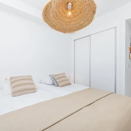Discover Serene Living At Del Sol - Rdr472 Apartment Casares